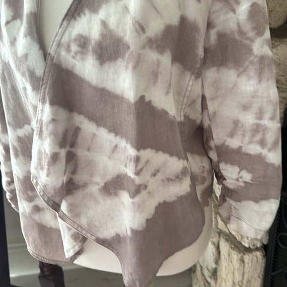 Linen Jacket - Picture 3 of 6